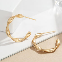 Load image into Gallery viewer, 2019 Fashion Statement Earrings Big Geometric earrings For Women Hanging Dangle Earrings Drop Earing modern Jewelry Wholesale